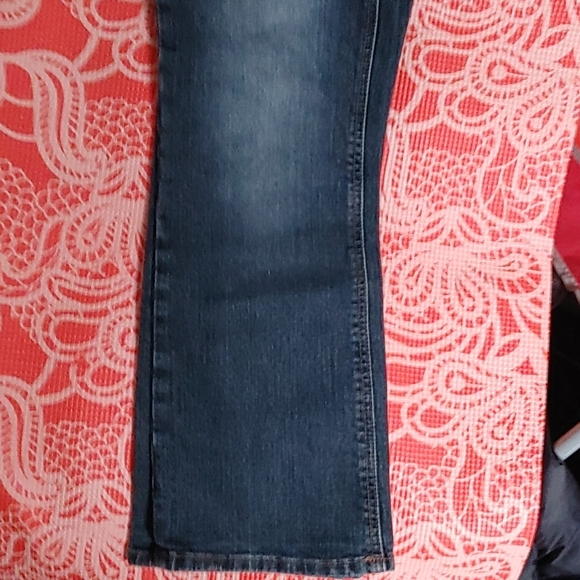 Like new old jeans - Picture 3 of 3